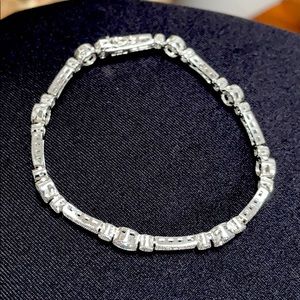 Gorgeous crystal and silver tone bracelet
